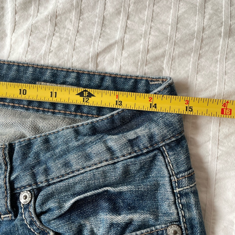 GUESS Like new Vintage Women's Classic Denim Straight Leg Jeans size 26 - Picture 11 of 15